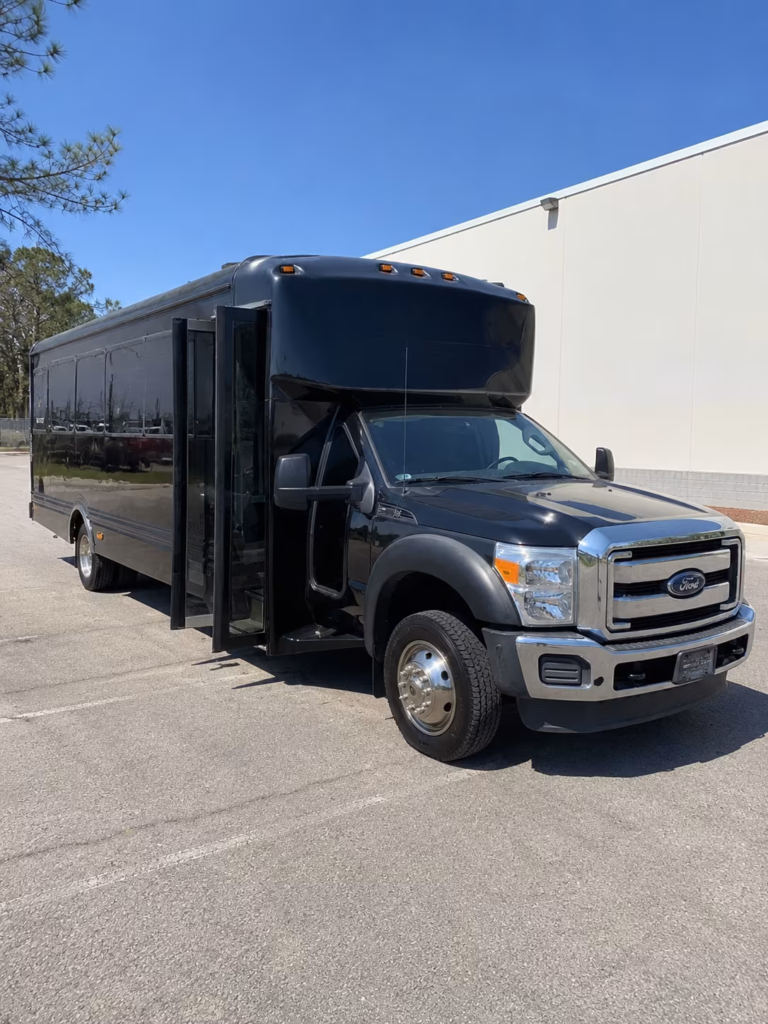 bakersfield party bus booking step 1